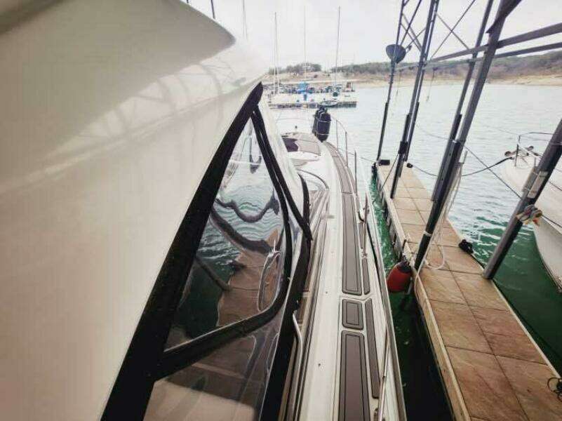 2007 Regal 4460 Commodore