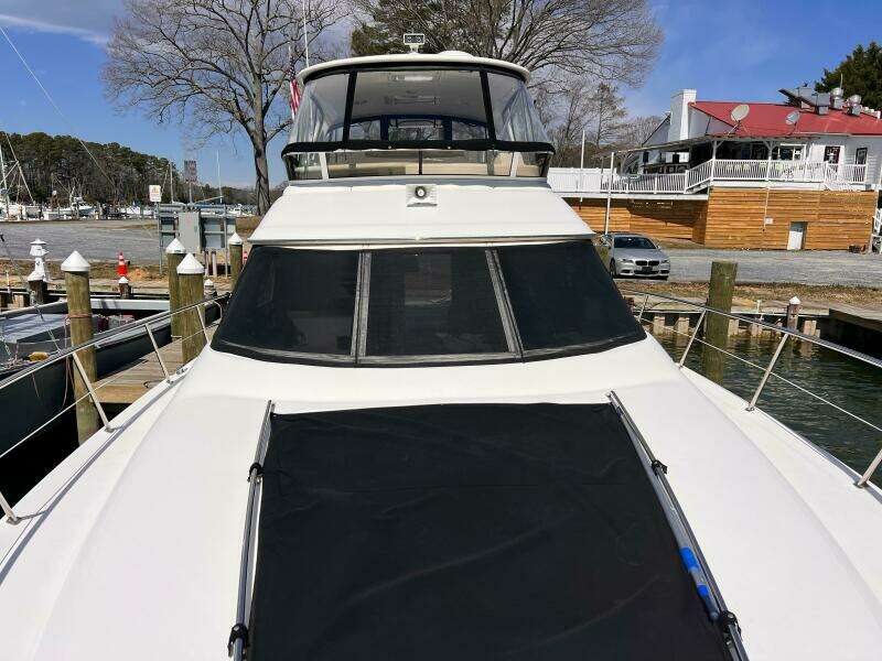 2004 Sea Ray 480 Sedan Bridge