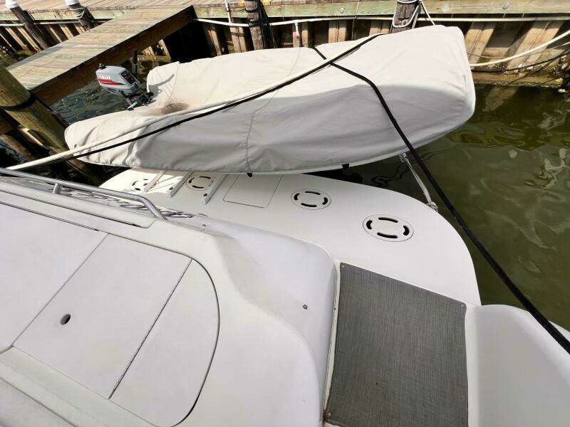 2004 Sea Ray 480 Sedan Bridge