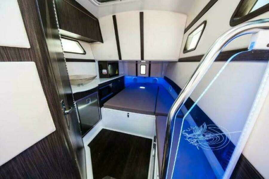 2025 Edgewater 370CC