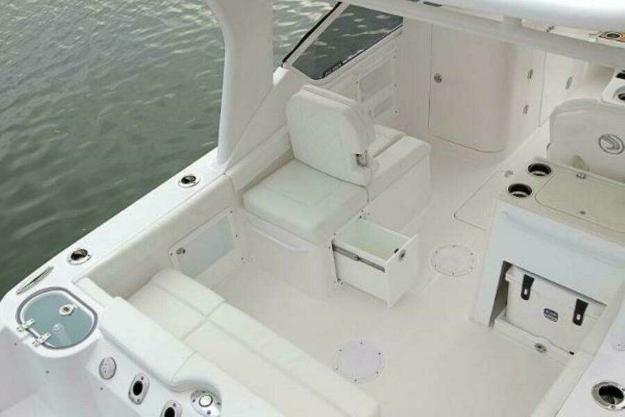 2025 Edgewater 230CX