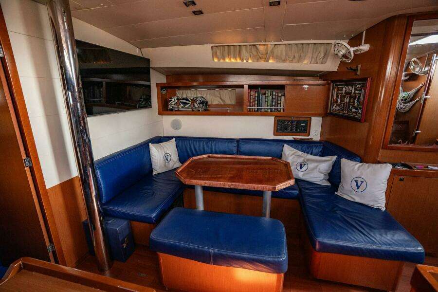 2012 Beneteau Oceanis