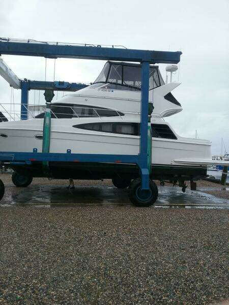 2003 Carver 360 Sport Sedan