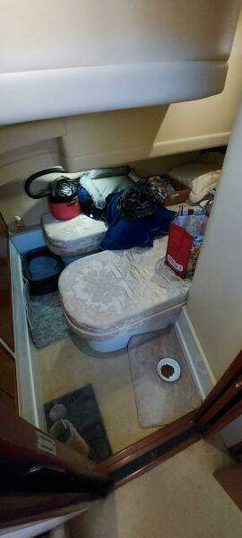 2003 Carver 360 Sport Sedan