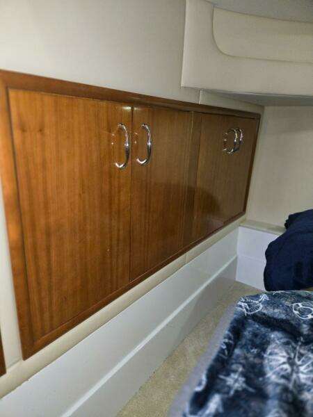 2003 Carver 360 Sport Sedan