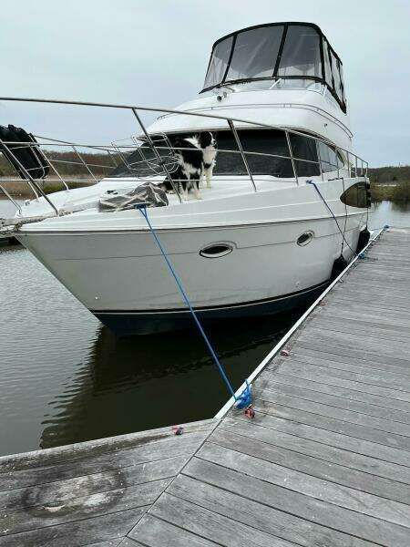 2003 Carver 360 Sport Sedan