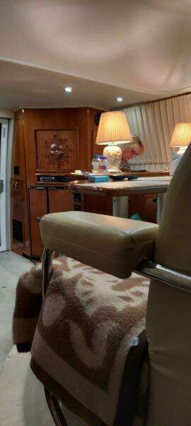 2003 Carver 360 Sport Sedan