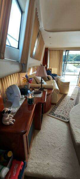 2003 Carver 360 Sport Sedan