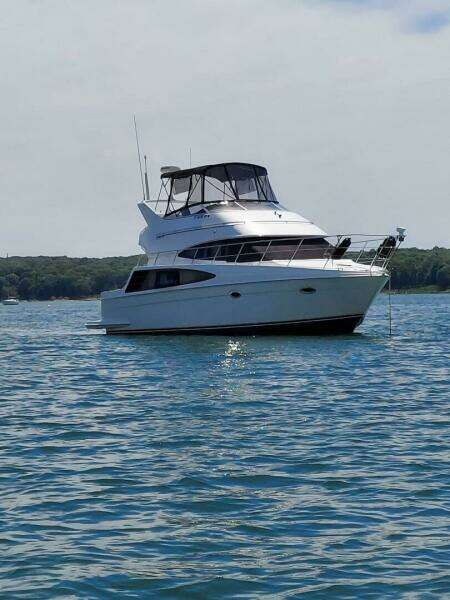 2003 Carver 360 Sport Sedan
