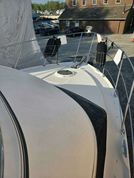 2003 Carver 360 Sport Sedan