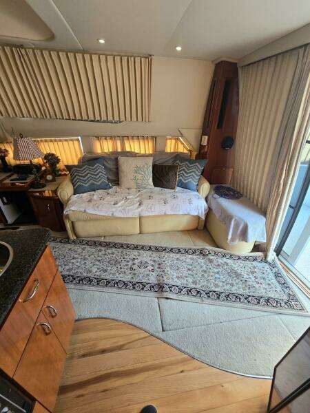 2003 Carver 360 Sport Sedan