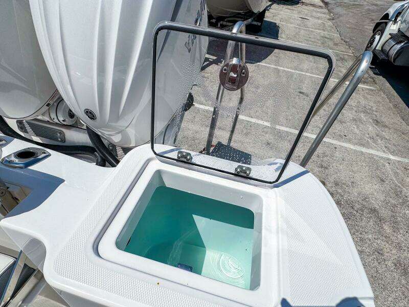 2025 Edgewater 262CC