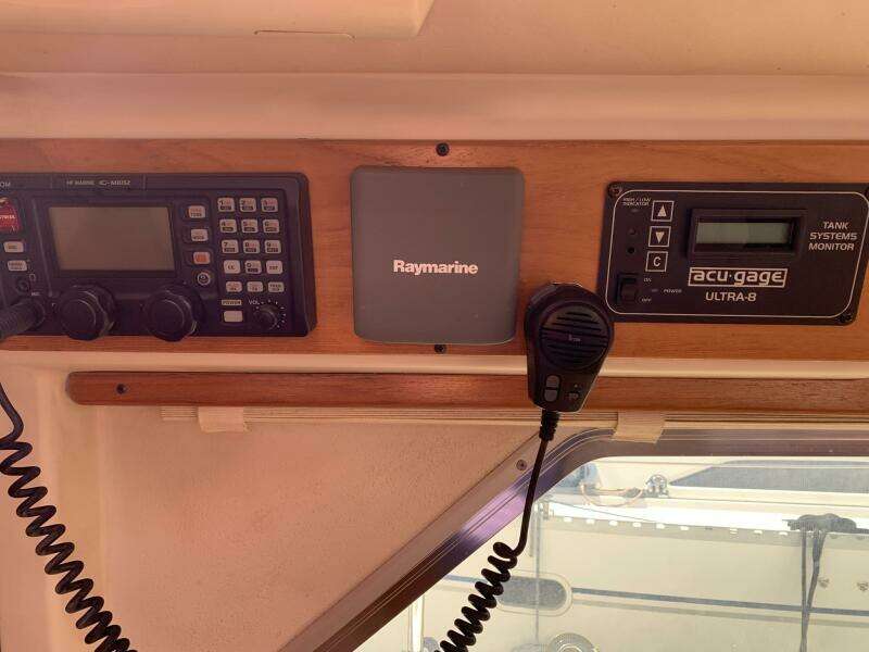 2007 Catalina Morgan 440 Deck Salon