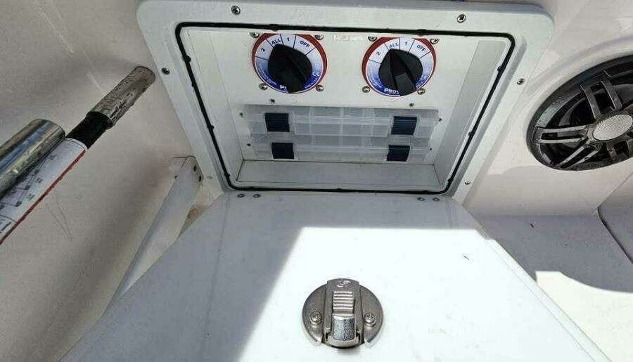 2023 Sea Fox 268 Commander