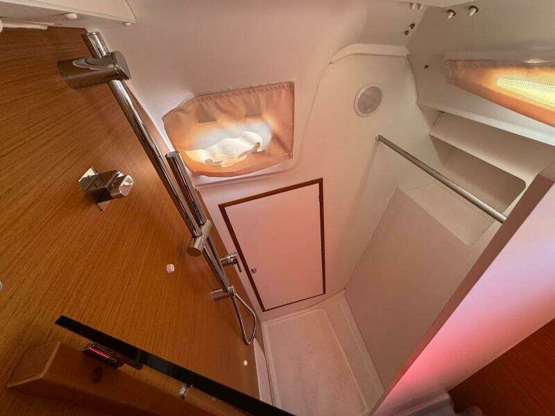 2020 Jeanneau Sun Odyssey 349