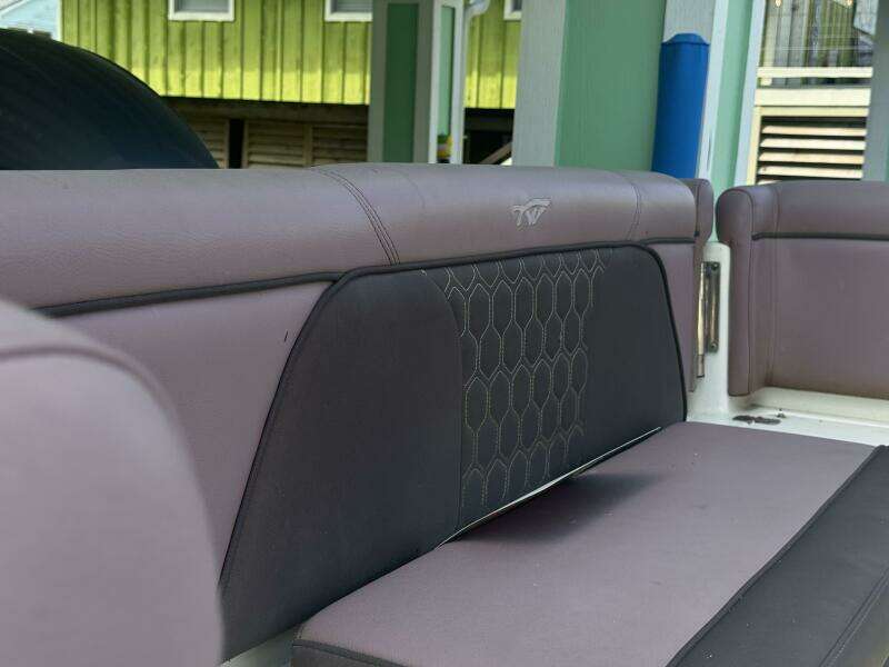 2017 Tidewater 252 LXF