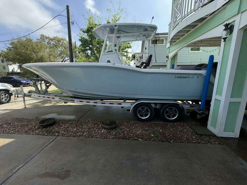 2017 Tidewater 252 LXF