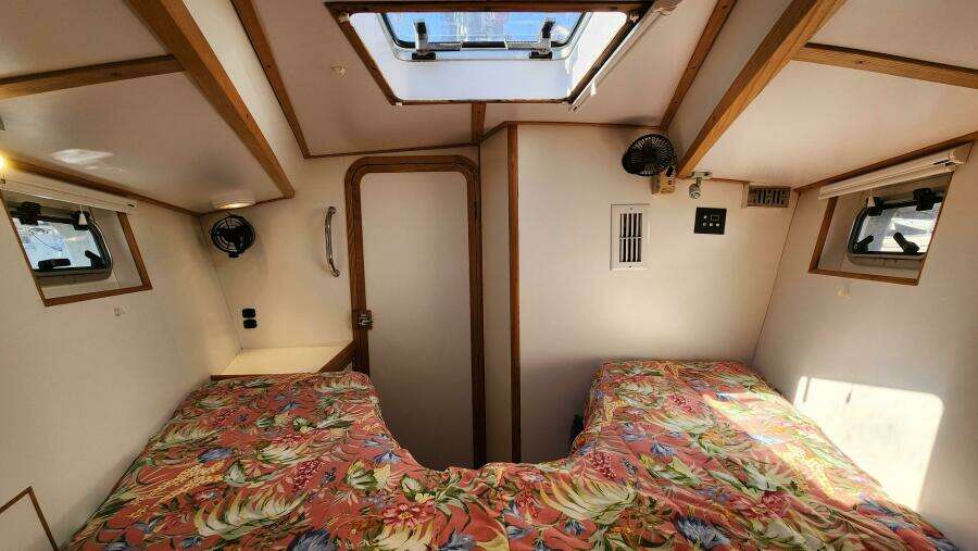 2004 Dudley Dix Jacobs Bros 43 Pilot