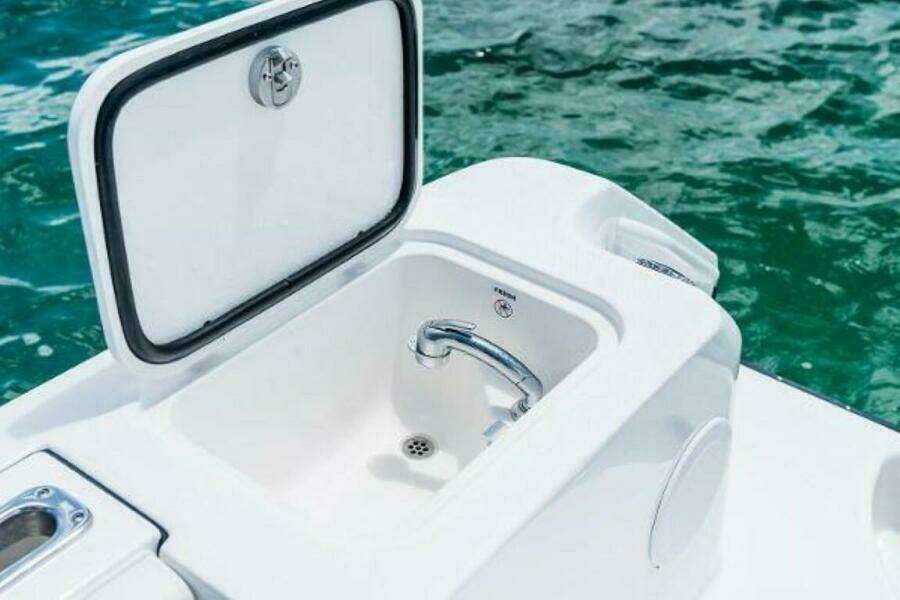 2025 Edgewater 325CC