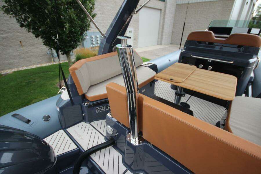 2024 Zodiac Medline 9 NEO