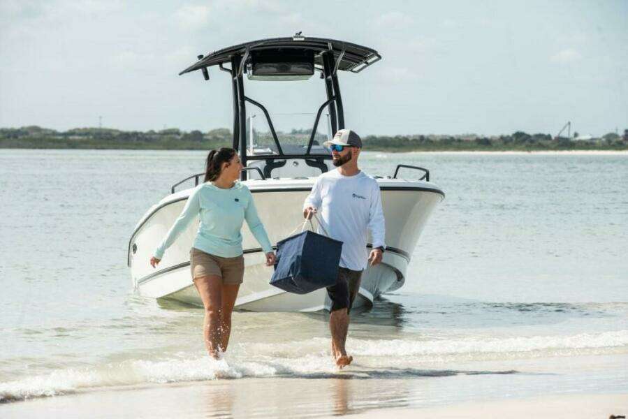 2025 Edgewater 208CC