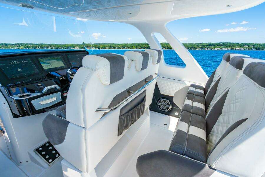 2019 Cigarette 41 GTR Reserve