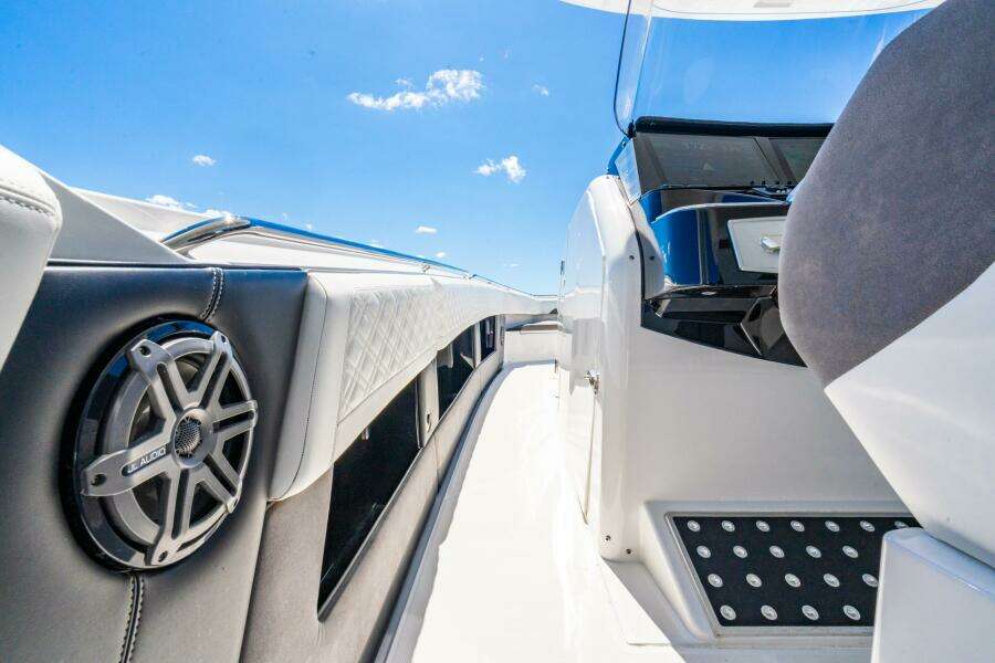 2019 Cigarette 41 GTR Reserve