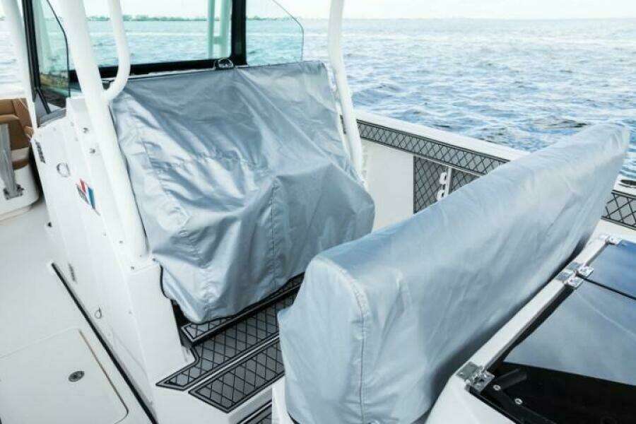 2025 Wellcraft 302 Fisherman