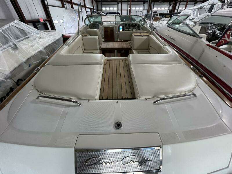 2005 Chris-Craft Corsair 28