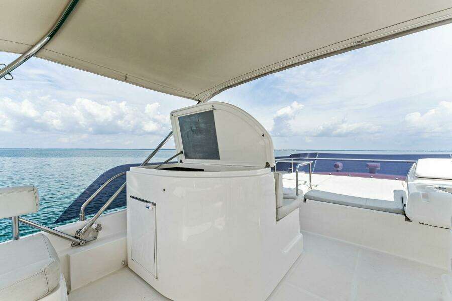 2013 Ferretti Yachts 620