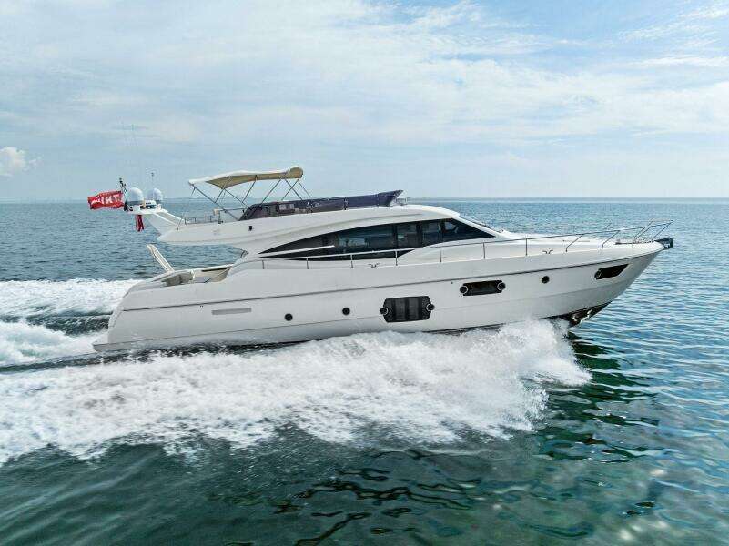 2013 Ferretti Yachts 620