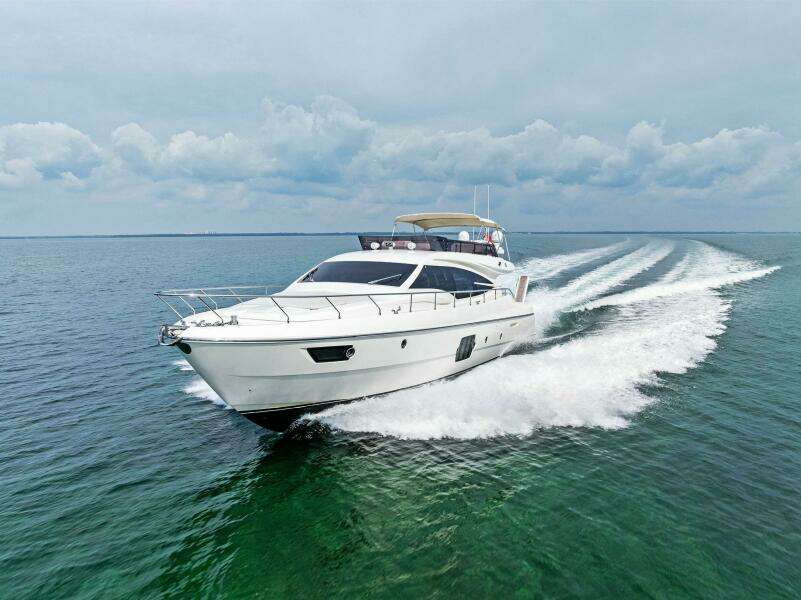 2013 Ferretti Yachts 620