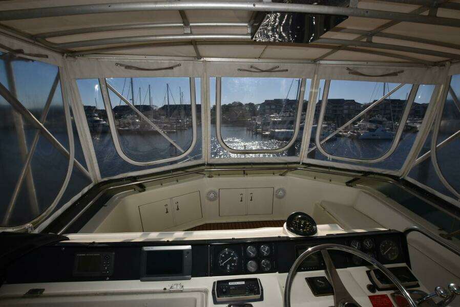 1988 Hatteras 48 Convertible