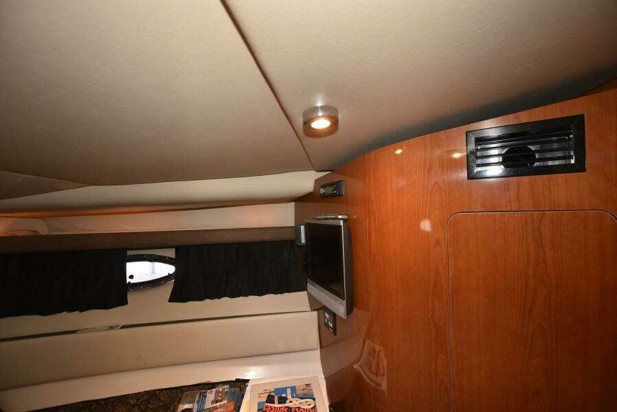 2007 Regal Commodore 4060