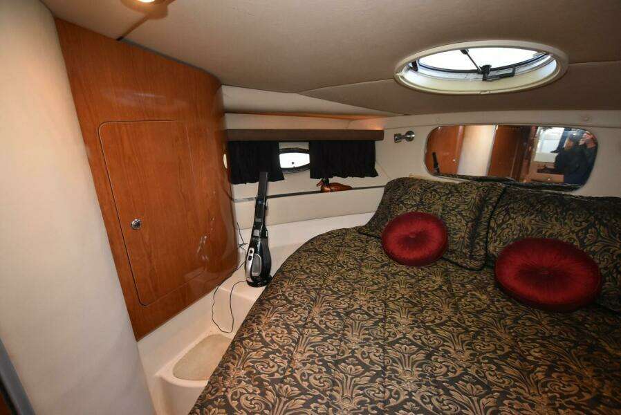 2007 Regal Commodore 4060