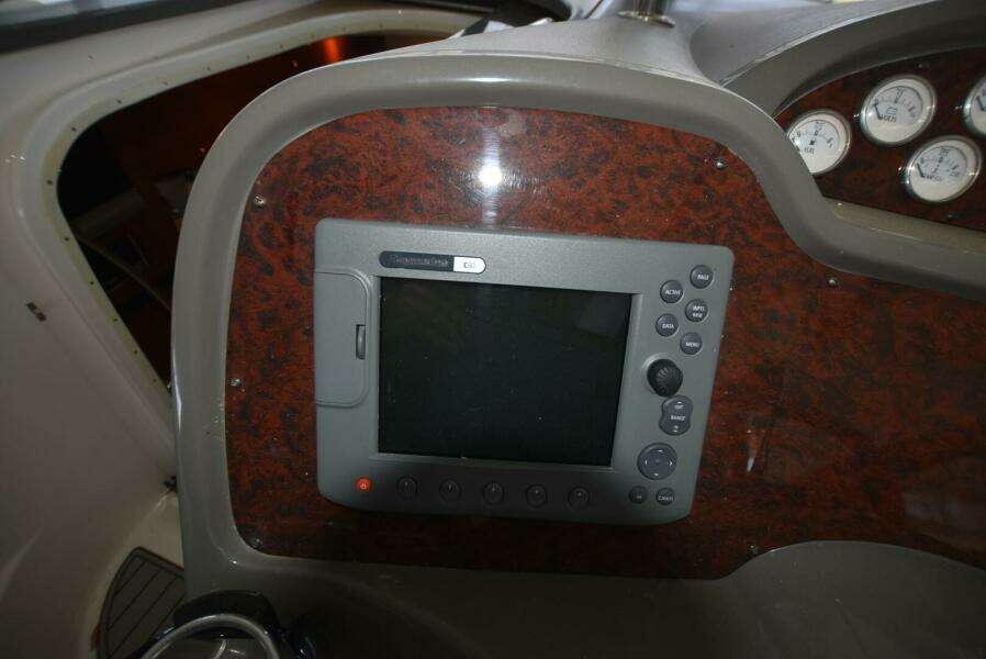 2007 Regal Commodore 4060