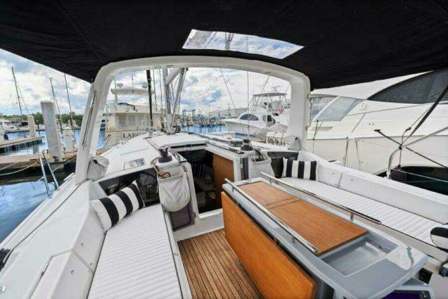 2018 Beneteau 41.1