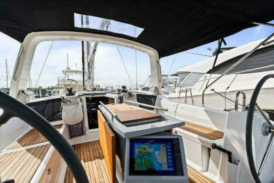 2018 Beneteau 41.1