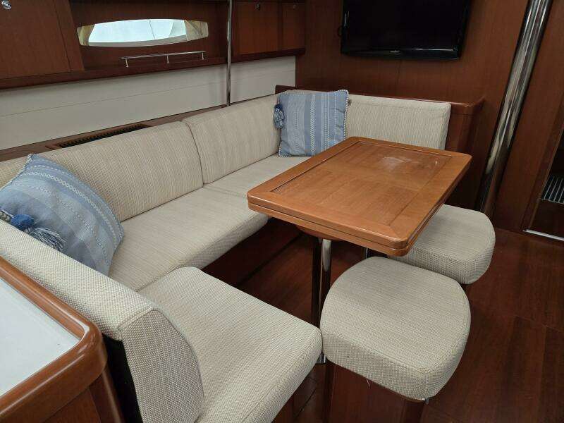 2007 Beneteau 49