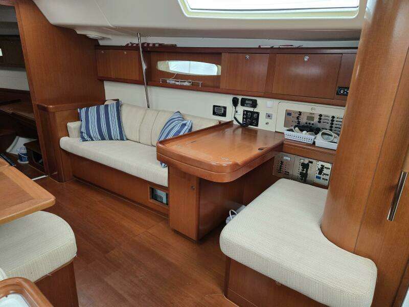 2007 Beneteau 49