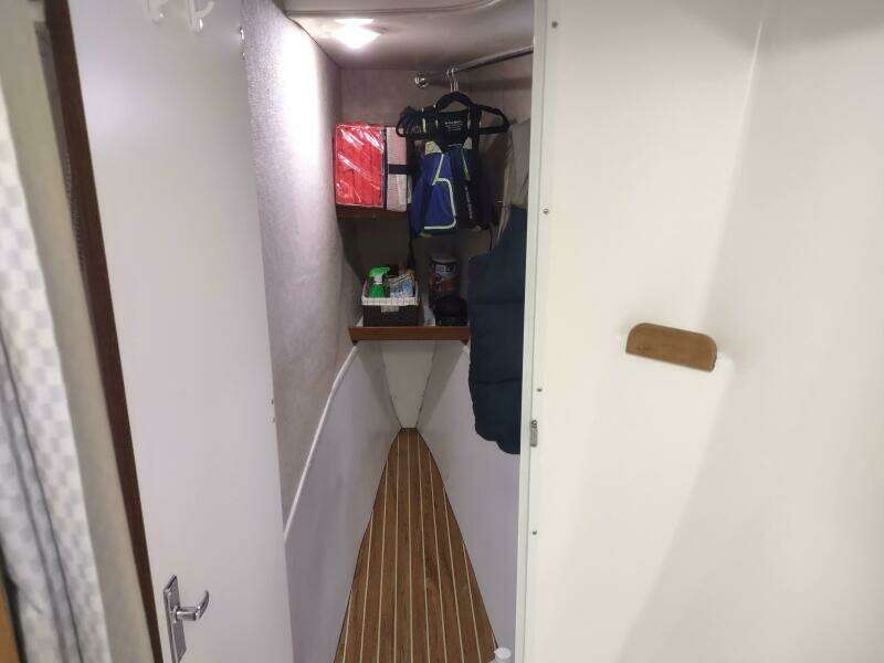 2002 Endeavour Catamaran Trawlercat 36