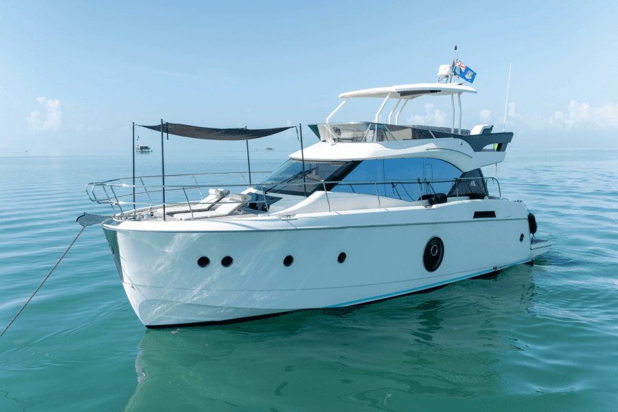 2019 Monte Carlo Yachts MC6