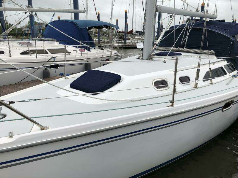 2005 Catalina 320