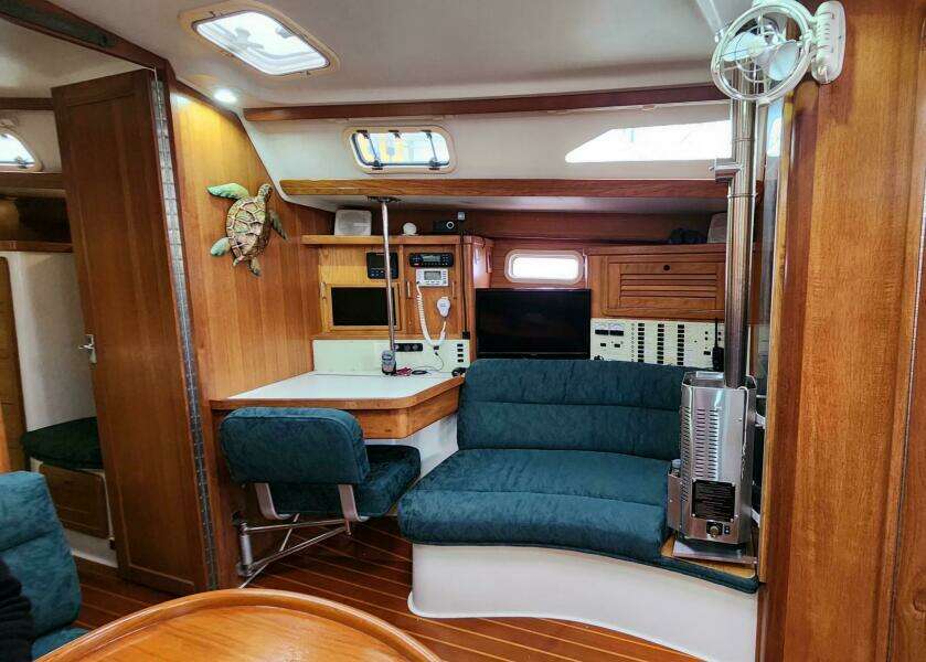 1998 Catalina 42 mark II