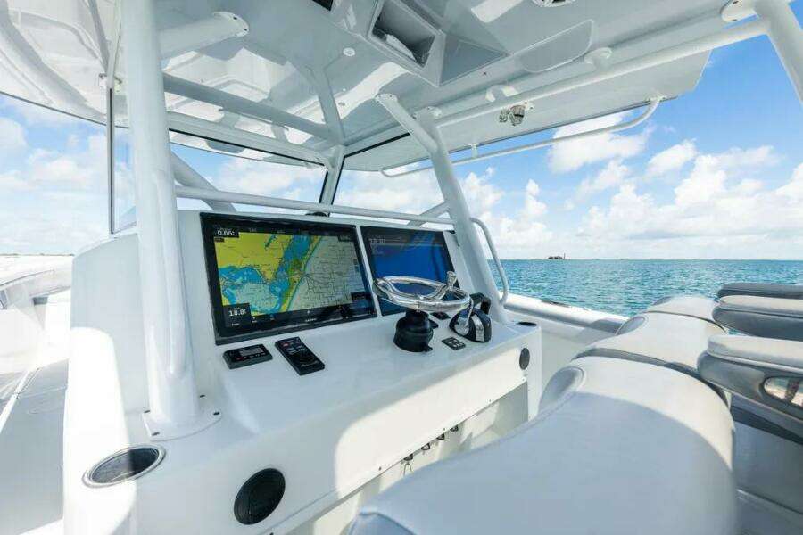 2019 Yellowfin 42 Center Console