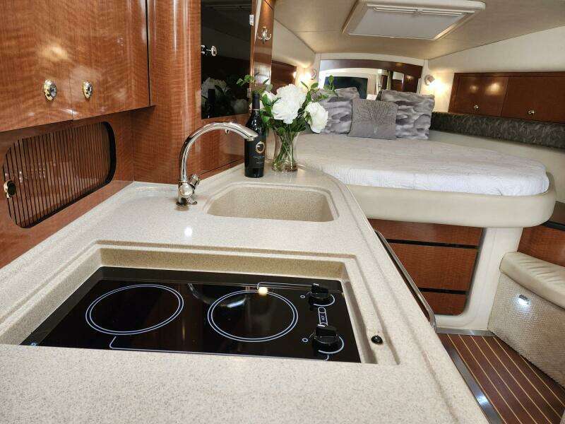 2004 Sea Ray 340 Sundancer