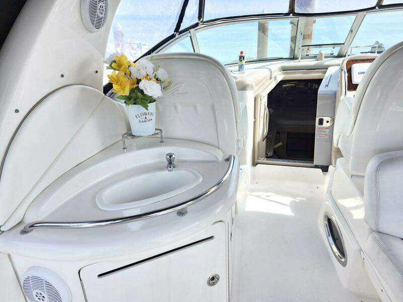 2004 Sea Ray 340 Sundancer