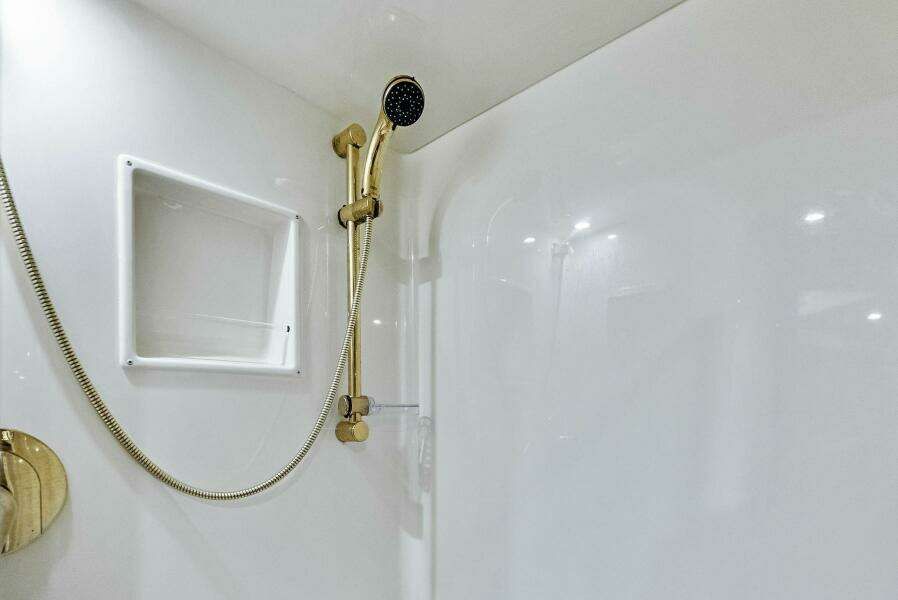 2002 Viking 65 Convertible 'Cajun Queen'