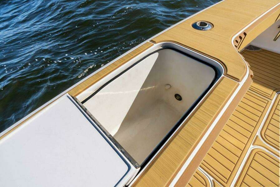 2002 Viking 65 Convertible 'Cajun Queen'
