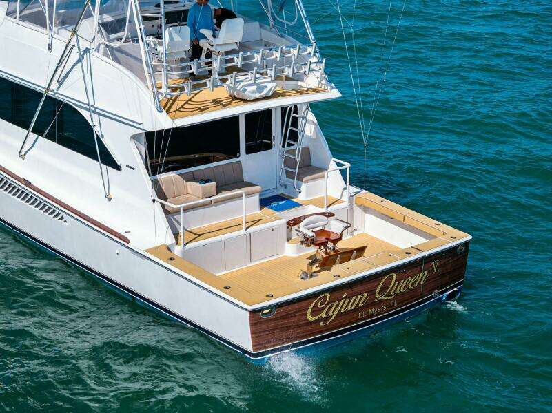 2002 Viking 65 Convertible 'Cajun Queen'